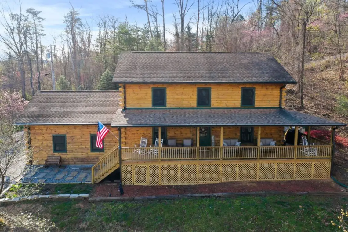 313fec5d de28 4ba1 8a4b a96e2a386c0b