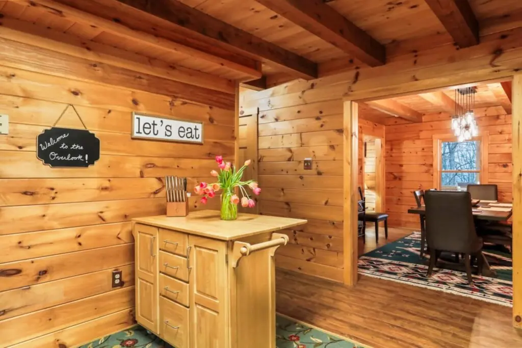 40fa0f7a d6e4 4402 b457 10252dff8976