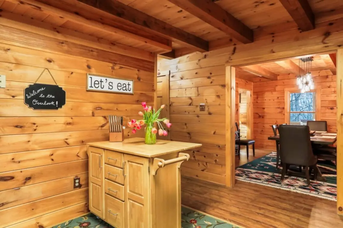 40fa0f7a d6e4 4402 b457 10252dff8976