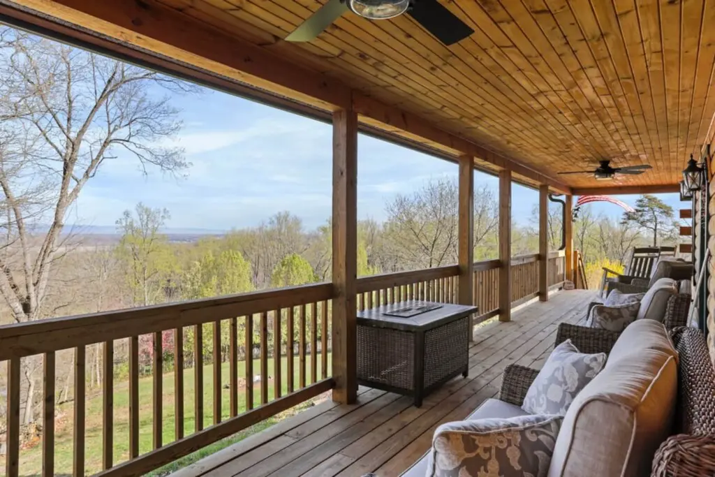 4b1d7e38 14c3 49b9 a609 b0a0a9534424