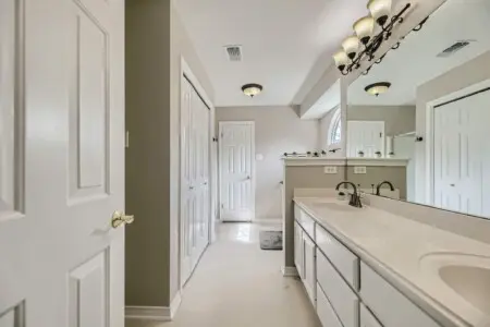 5d8aa619 ca7e 4968 a88a 4e00c4bf99ff