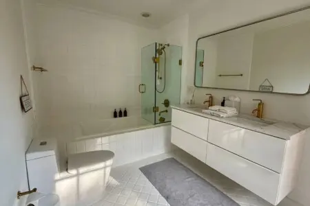 9661d8a4 b7a9 4284 8fb9 294bba8d4add