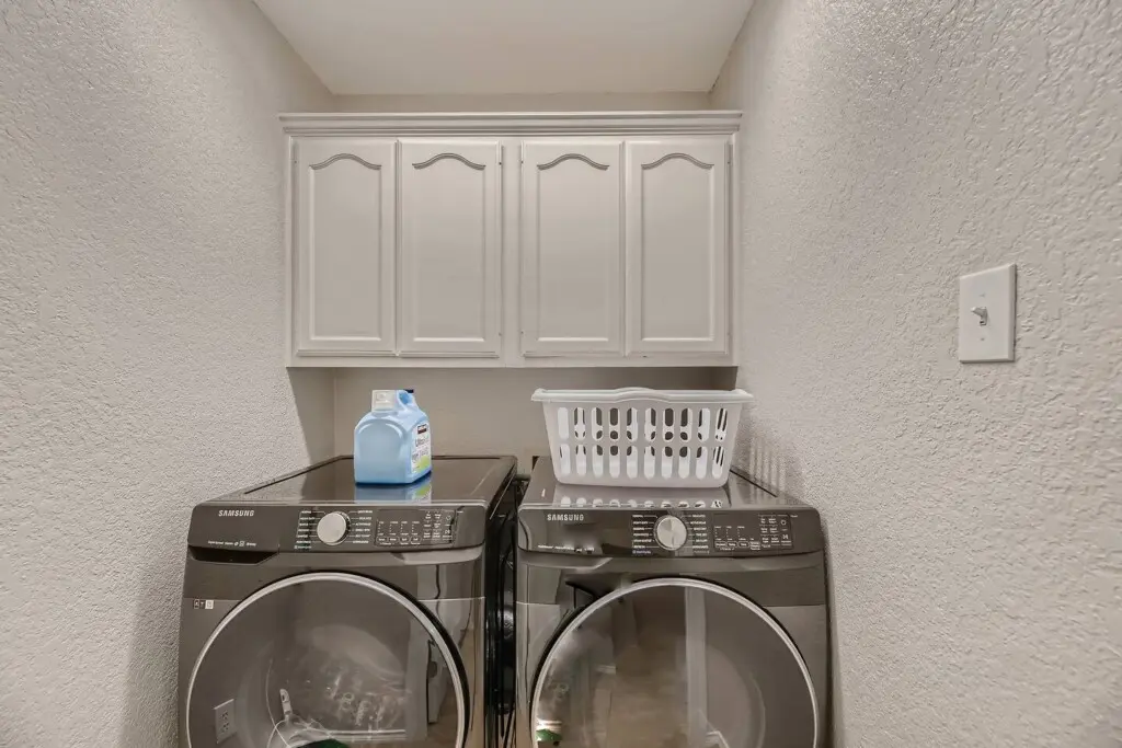 c5c799f8 7fcc 4e74 954c 5bc729cce365