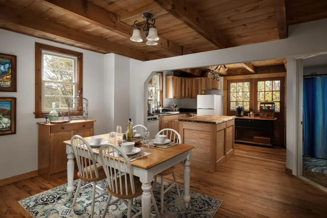 e239a7b1 cc93 41b5 a928 d03ea81438aa