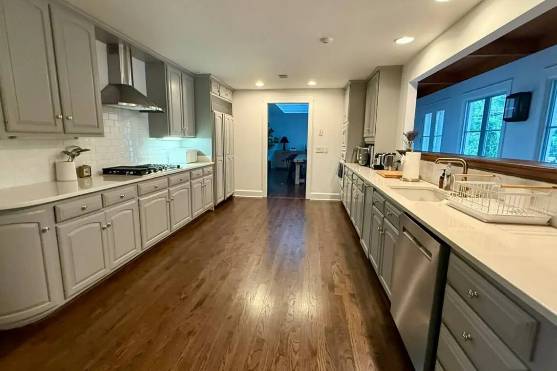 ebd3bd48 f759 4dc8 98d8 d82d1bc96117