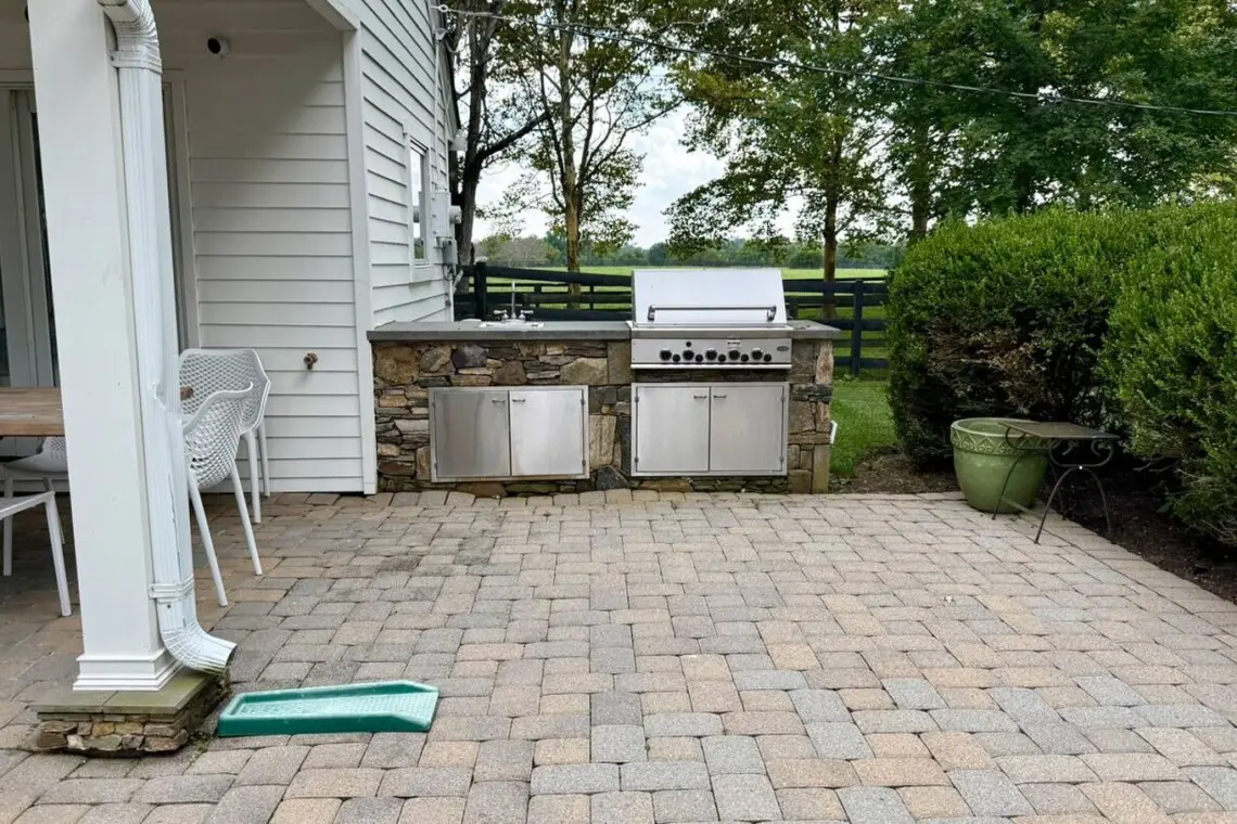 d9801504 7351 4e8c 9165 4ba2914696b6